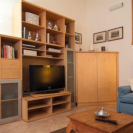 Elegant Apartment In Sant'Ambrogio Milano Eksteriør billede